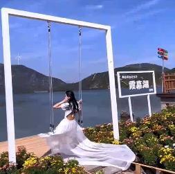 霞幕湖